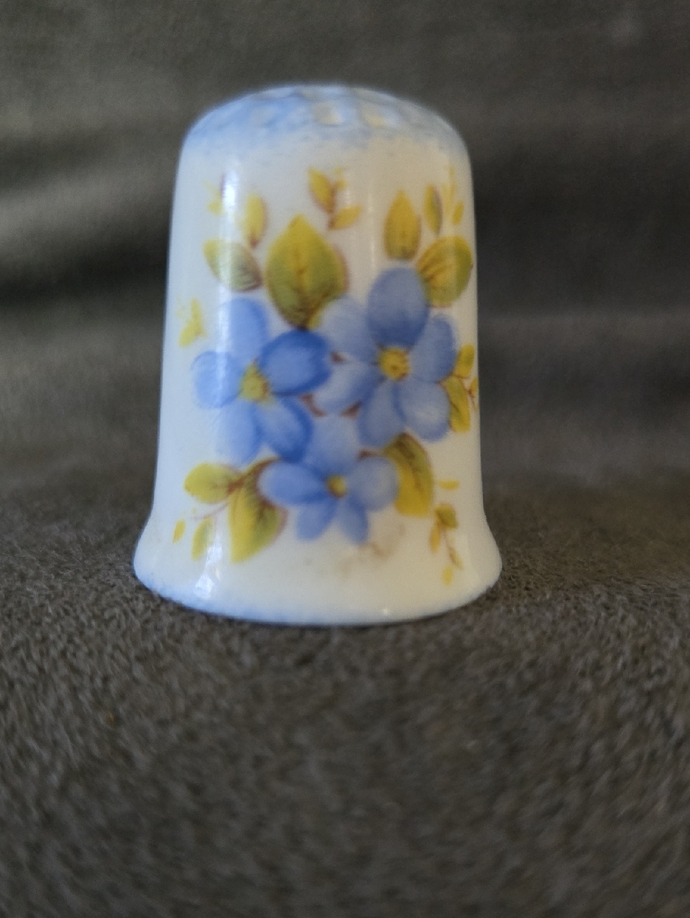 Vintage Raesuevic Ceramics Thimbles made of fine bone china in England